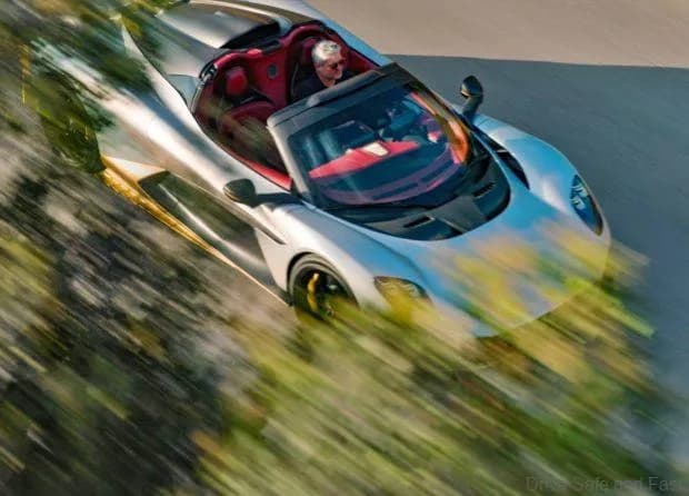 Aston Martin Apresenta Valhalla Spider: Um Supercarro Conversível de 1.079 PS