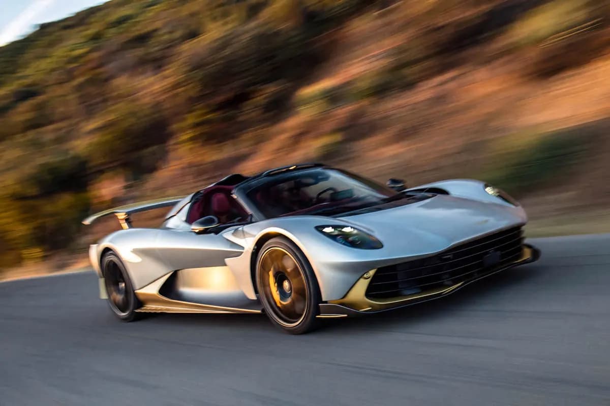 Aston Martin Unveils the Valhalla Spider: A 350 km/h PHEV Supercar