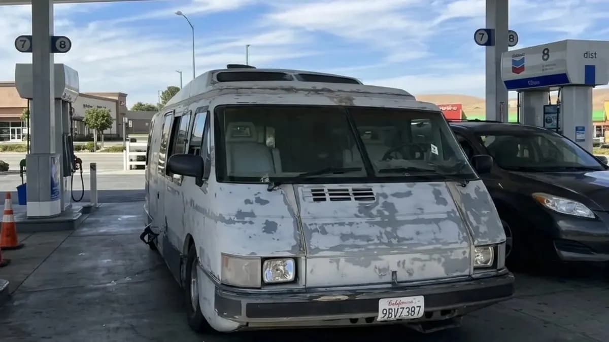 Rare 1989 Vixen 21 SE Motorhome Designed by DeLorean Creator Spotted